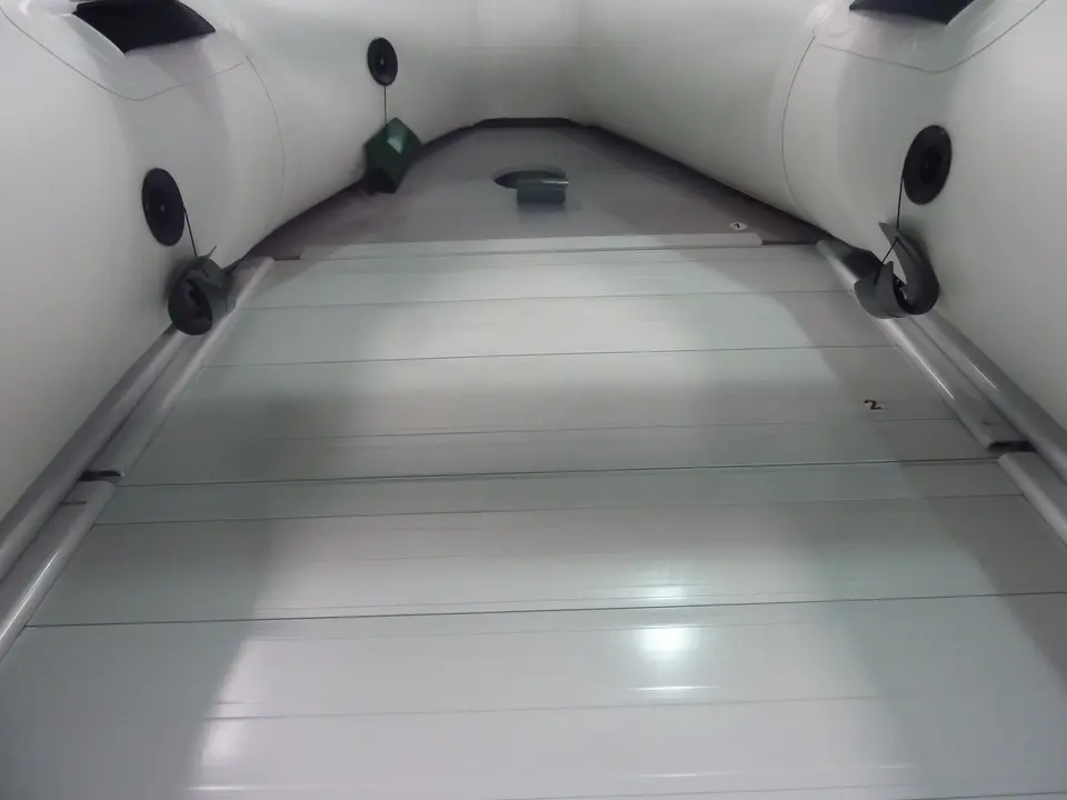 Barco Inflável de Alumínio de  - Fishing Boat Aluminum avaliação e preço